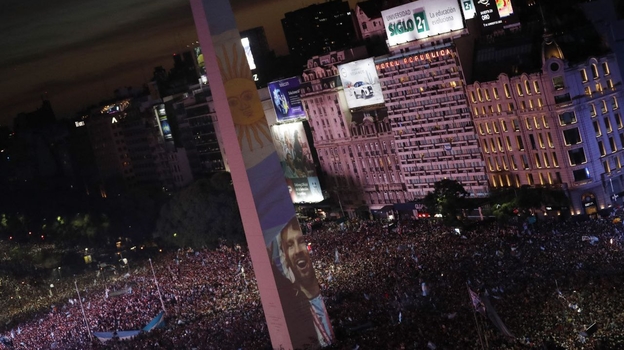 Чемпионский парад сборной Аргентины. Фото Reuters Чемпионский парад сборной Аргентины. Фото Reuters