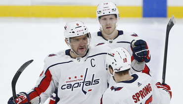 Александр Овечкин и партнеры по «Вашингтон Кэпиталз».