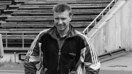 «Рану зашили в больнице. Рассечение неровное — судя по всему, ударили палкой...» Голышак вспоминает Сергея Дмитриева