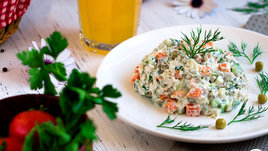 Сколько дней можно доедать новогодние салаты без вреда для здоровья