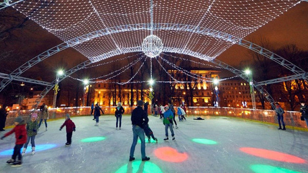 Каток в саду «Эрмитаж». Фото mosgorsad.ru Каток в саду «Эрмитаж». Фото mosgorsad.ru