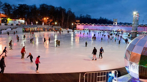 «Серебряный лед» в “Измайлове”. Фото izmailovsky-park.ru «Серебряный лед» в “Измайлове”. Фото izmailovsky-park.ru