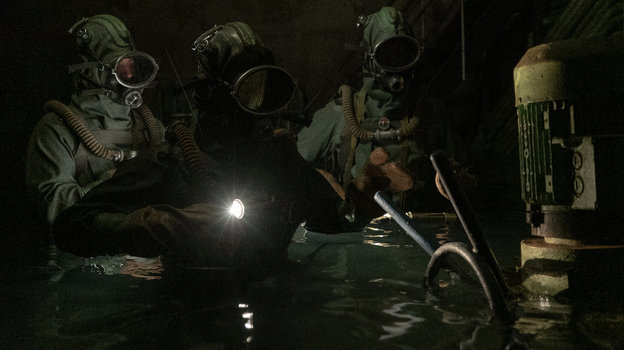 Кадр из сериала «Чернобыль». Кадр из сериала «Чернобыль».