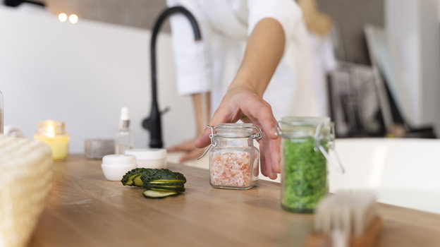 Соль для ванны. Фото Image by Freepik Соль для ванны. Фото Image by Freepik