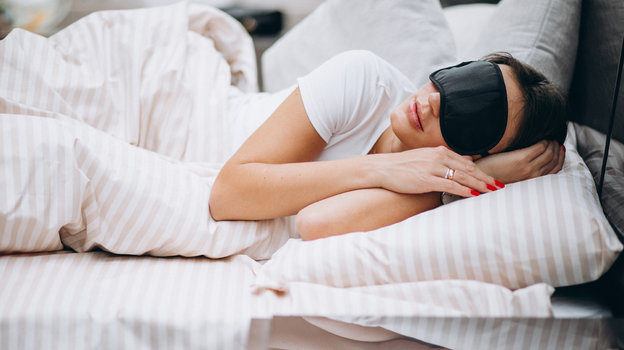 Сон на удобной подушке. Фото Freepik/senivpetro Сон на удобной подушке. Фото Freepik/senivpetro