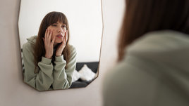 Как по-настоящему полюбить себя? Разбираемся с психологом