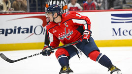 Овечкин отрывается от Хоу. Но его гол не спас «Вашингтон»