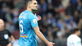 Ловрен уходит из «Зенита», «Гремио» подписал Суареса. Менди — в «Ньюкасле»?