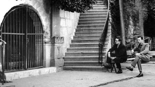 Константин Есенин и Аксель Вартанян у могилы Александра Грибоедова. Фото из личного архива Акселя Вартаняна Константин Есенин и Аксель Вартанян у могилы Александра Грибоедова. Фото из личного архива Акселя Вартаняна