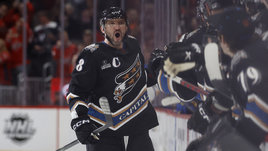 Овечкин сделал дубль и стал еще ближе к Гретцки. Но двухметровый американец затмил нашу звезду