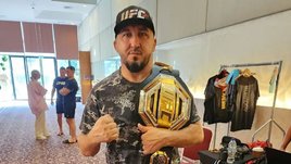 «Вова закончит карьеру через 1-2 боя». Дагестанский тренер Минеева про будущее ученика, Шару Буллета в UFC и желание остепенить скандального бойца поп-ММА