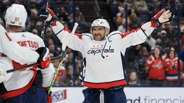 Что творит Овечкин! Семь голов в четырех матчах — и финская легенда позади