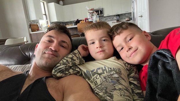 Орловский с сыновьями. Фото Соцсети Орловский с сыновьями. Фото Соцсети