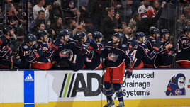 Фантастический прорыв русского форварда! Год назад его сослали в фарм-клуб СКА, а сегодня он сделал хет-трик в НХЛ