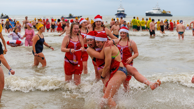 Новогодние купания в Остенде. Фото Global Look Press Новогодние купания в Остенде. Фото Global Look Press