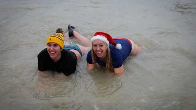 В Бельгии любителей купания в ледяной воде называют «полярными медведями». Фото Global Look Press В Бельгии любителей купания в ледяной воде называют «полярными медведями». Фото Global Look Press