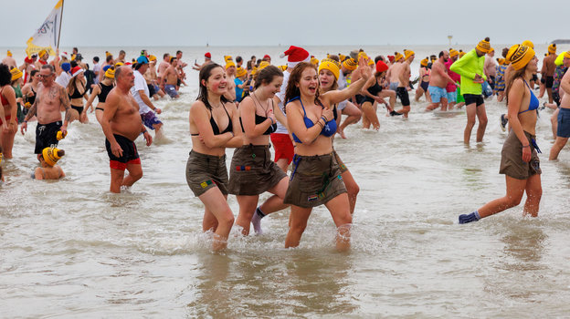 Новогодние купания в Остенде. Фото Global Look Press Новогодние купания в Остенде. Фото Global Look Press