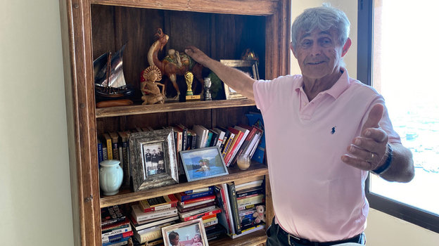 Бора Милутинович. Бора Милутинович.