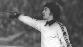 «Квартиру обчистили, маму связали. Через год от переживаний инсульт — умерла». Дважды лучший вратарь СССР