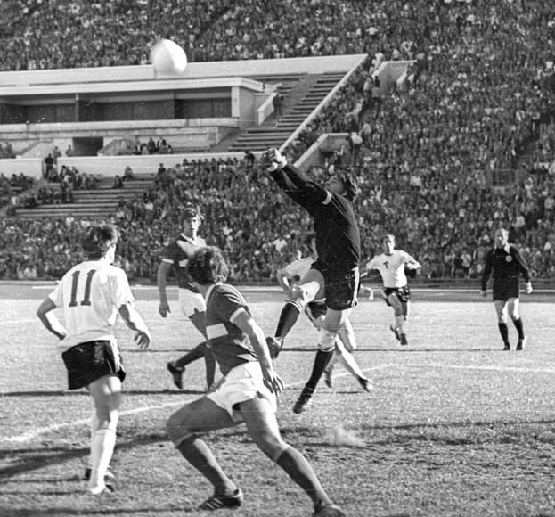 В игре Александр Прохоров. Фото Сергей Колганов В игре Александр Прохоров. Фото Сергей Колганов