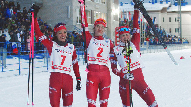 Вероника Степанова, Наталья Непряева, Анастасия Фалеева. Фото ФЛГР Вероника Степанова, Наталья Непряева, Анастасия Фалеева. Фото ФЛГР