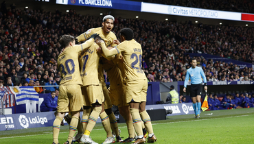 «Барселона» празднует гол в ворота «Атлетико».