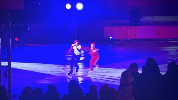 Роман Костомаров на шоу в Кашире 8 января. Фото МАУ Спортклуб «Кашира» Роман Костомаров на шоу в Кашире 8 января. Фото МАУ Спортклуб «Кашира»