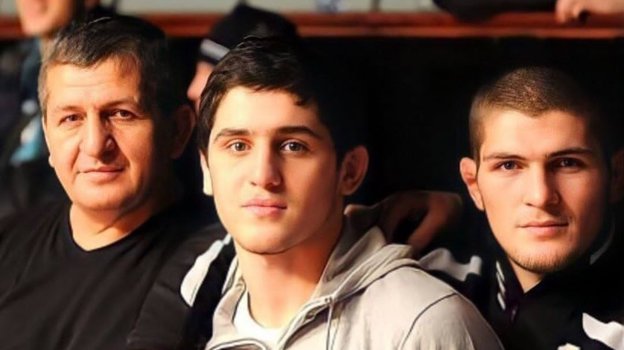 Абдулманап Нурмагомедов, Ислам Махачев и Хабиб Нурмагомедов.