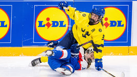 14-летняя хоккеистка доминирует на уровне Макдэвида. У нее сумасшедшая статистика даже в мужской лиге