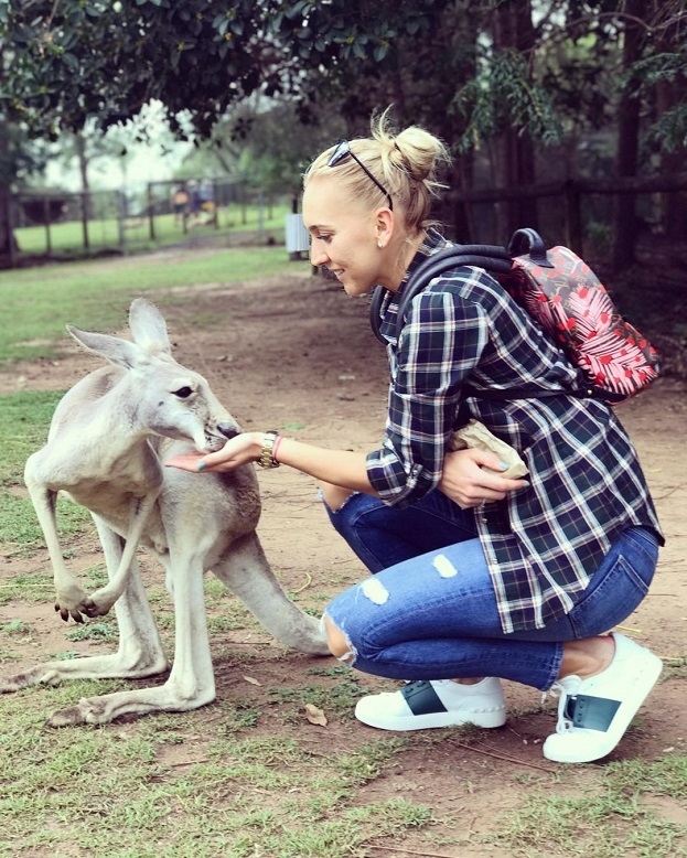 Елена Веснина и кенгуру. Фото Соцсети Елена Веснина и кенгуру. Фото Соцсети