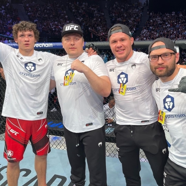 Роман Копылов (слева) вместе со своей командой. Фото Соцсети Роман Копылов (слева) вместе со своей командой. Фото Соцсети