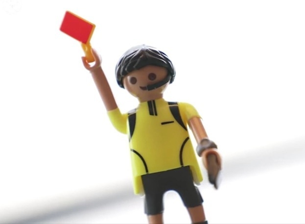 Обереги судьи Рикардо Де Бургосу Бенгоэчеа. Фото Соцсети Обереги судьи Рикардо Де Бургосу Бенгоэчеа. Фото Соцсети