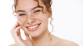 С какого возраста нужно начинать ходить к косметологу