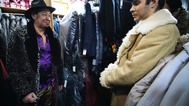 Леонид Слуцкий на шоу «Плюшки». Леонид Слуцкий на шоу «Плюшки».