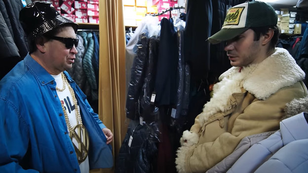 Леонид Слуцкий на шоу «Плюшки». Леонид Слуцкий на шоу «Плюшки».