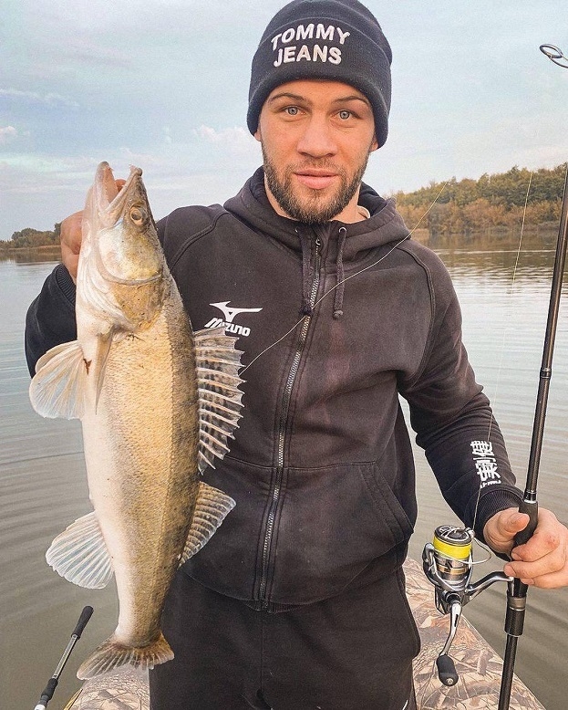 Анатолий Токов на рыбалке. Фото Соцсети Анатолий Токов на рыбалке. Фото Соцсети