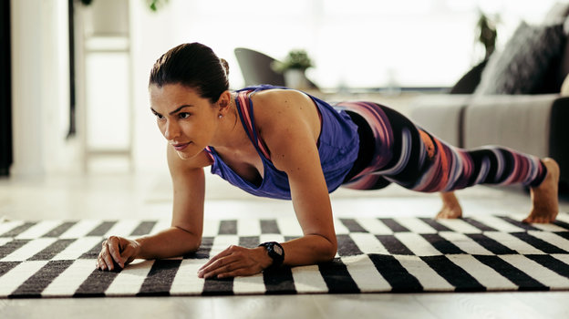 Планка. Фото Freepik/Drazen Zigic Планка. Фото Freepik/Drazen Zigic