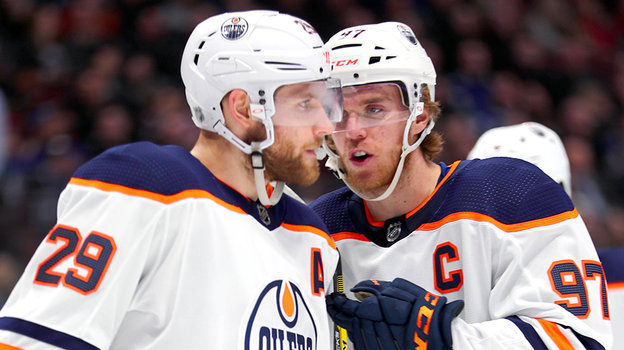 Леон Драйзайтль и Коннор Макдэвид. Фото Global Look Press Леон Драйзайтль и Коннор Макдэвид. Фото Global Look Press