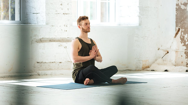 Медитация. Фото Freepik/drobotdean Медитация. Фото Freepik/drobotdean