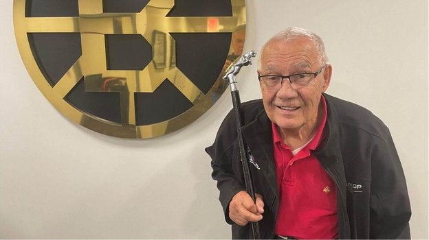 Джонни Буцик с той самой тростью. Фото Личный архив Джонни Буцика Джонни Буцик с той самой тростью. Фото Личный архив Джонни Буцика