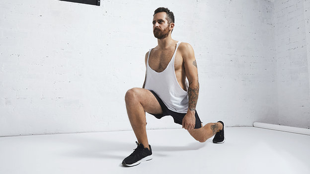 Мужчина на тренировке. Фото Freepik/bublikhaus Мужчина на тренировке. Фото Freepik/bublikhaus