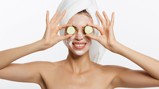 Огуречная маска. Фото Freepik/benzoix Огуречная маска. Фото Freepik/benzoix