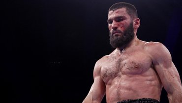 Артур Бетербиев.