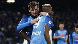 Хвича ведет «Наполи» к титулу, «Ливерпуль» вышибли из Кубка, «Барселона» отрывается от «Реала»