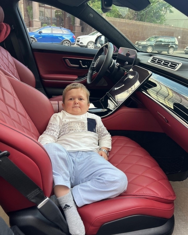 Хасбулла Магомедов. Фото Соцсети Хасбуллы Магомедова Хасбулла Магомедов. Фото Соцсети Хасбуллы Магомедова