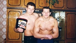 Федор всегда уверял, что не принимал допинг, а до 30 лет — даже протеин. Но как объяснить ту самую фотку?