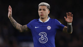 Рекордный трансфер АПЛ окутан скандалами. Боссы клубов чуть не подрались, а «Челси» рискует не вписаться в ФФП