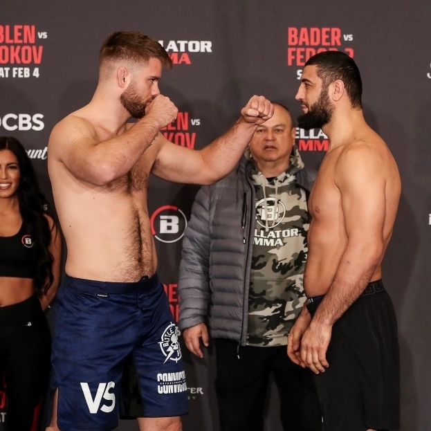 Али Исаев (справа) и Стив Моури. Фото Bellator Али Исаев (справа) и Стив Моури. Фото Bellator