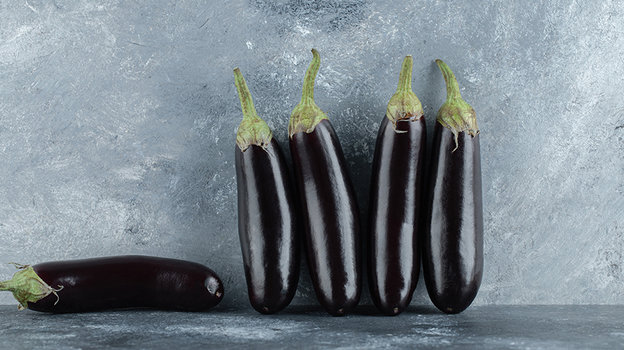 Баклажаны. Фото Freepik/azerbaijan_stockers Баклажаны. Фото Freepik/azerbaijan_stockers