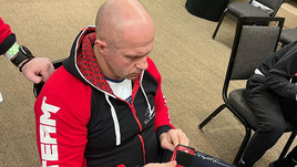 «Федор был не готов к бою. Болячка вылезла не вовремя...» Тренер Емельяненко — о причинах поражения